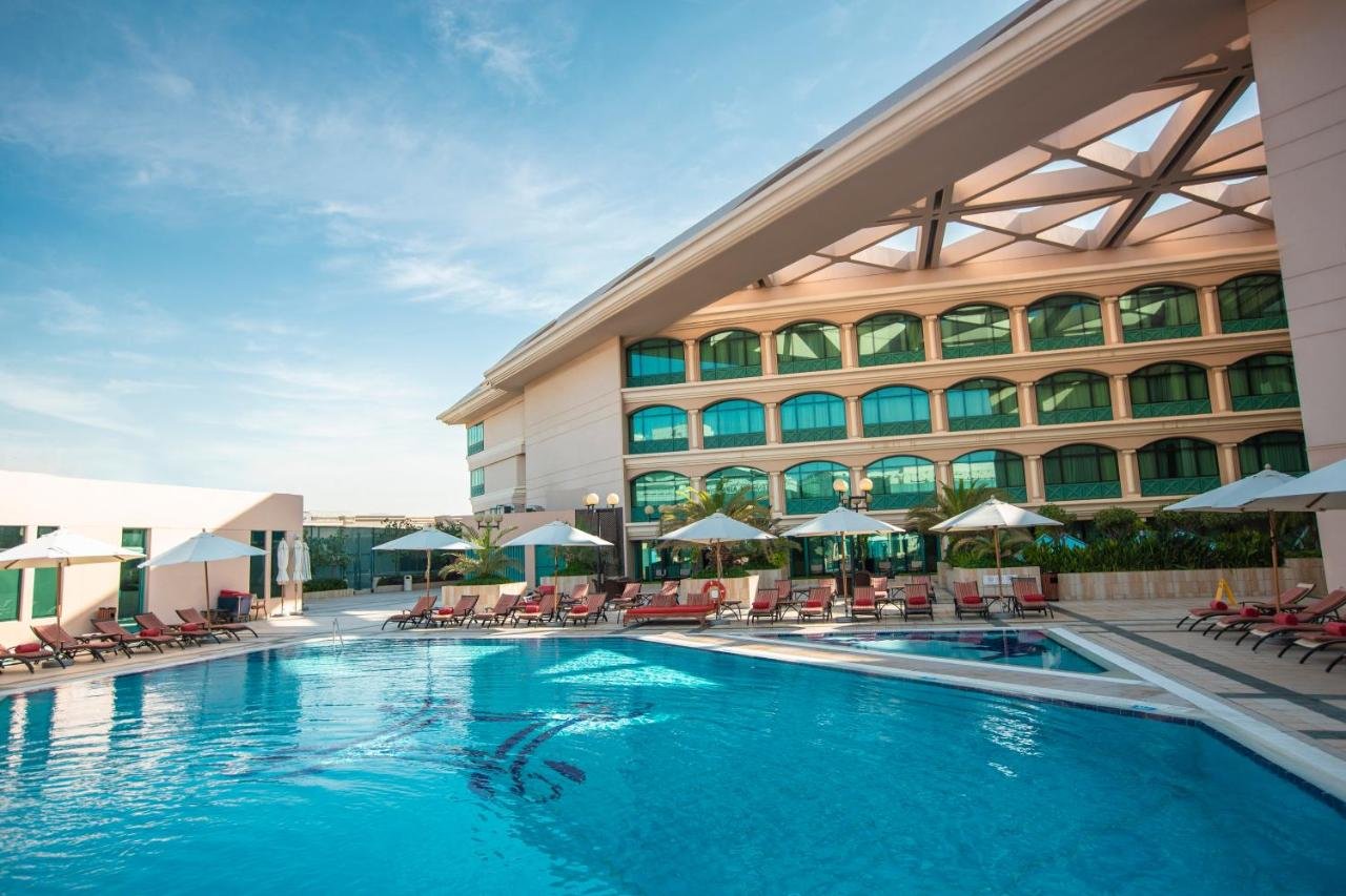 Movenpick Grand Al Bustan